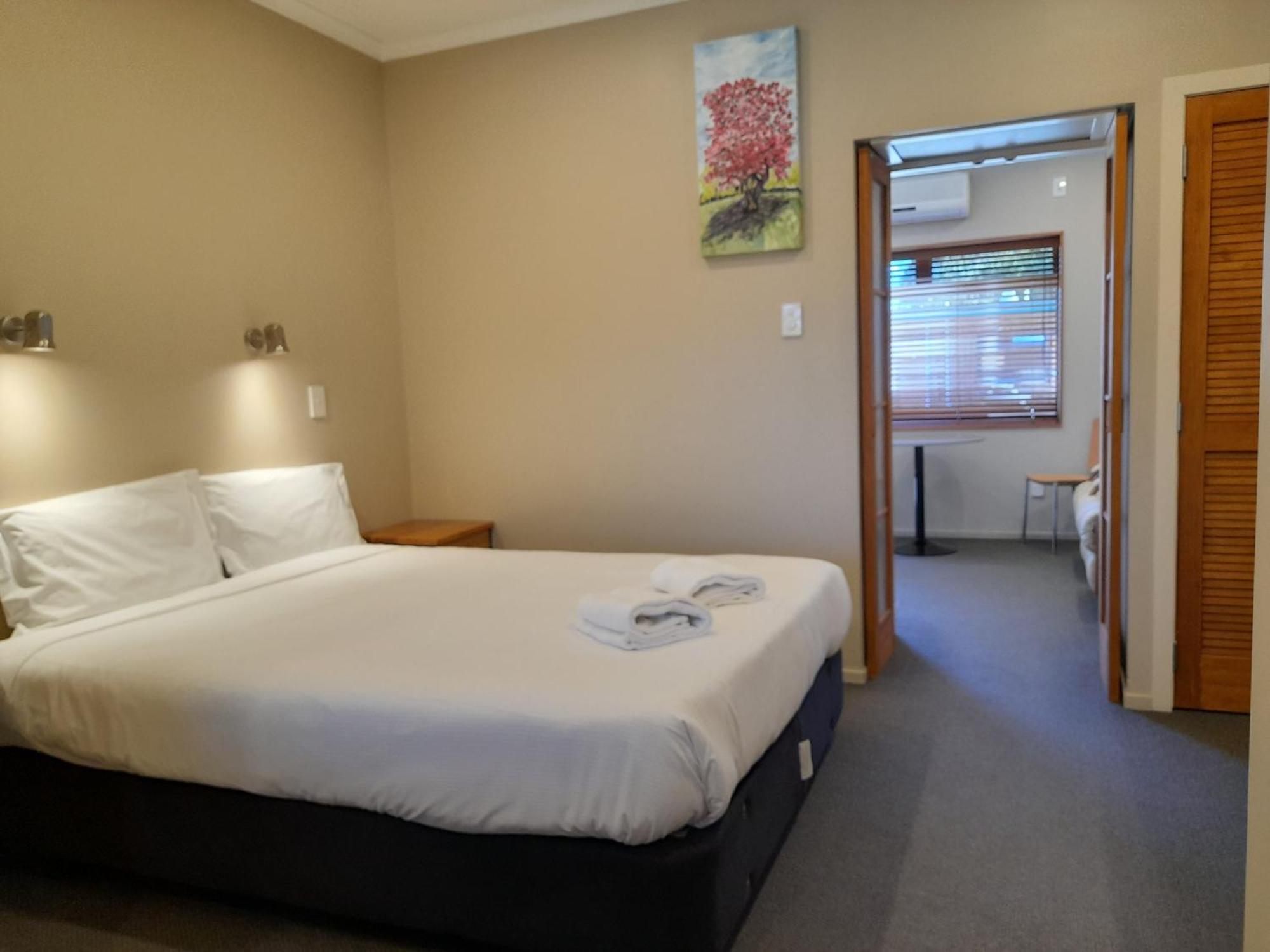 טוראנגי Tongariro Junction Accommodation מראה חיצוני תמונה