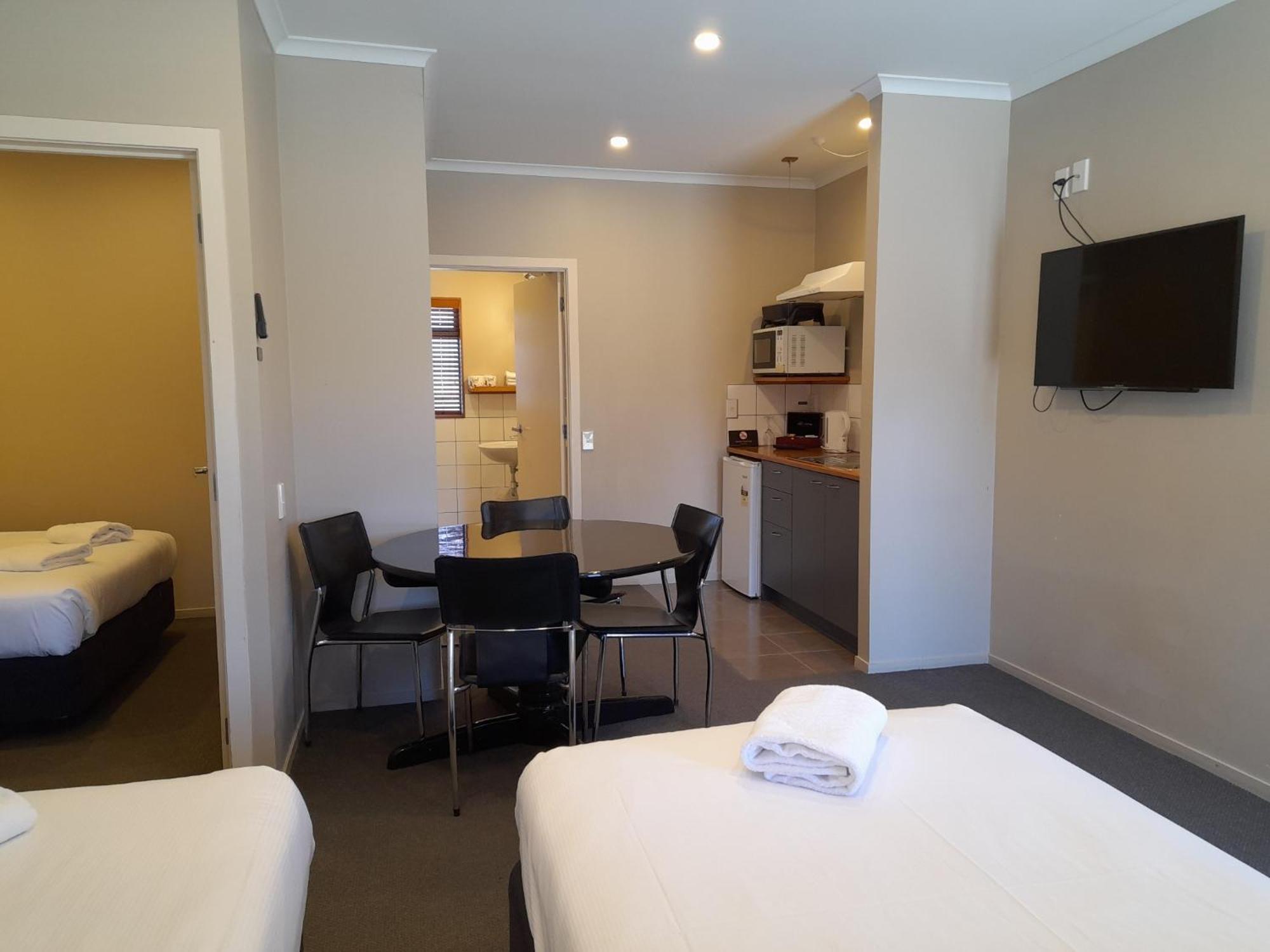 טוראנגי Tongariro Junction Accommodation מראה חיצוני תמונה