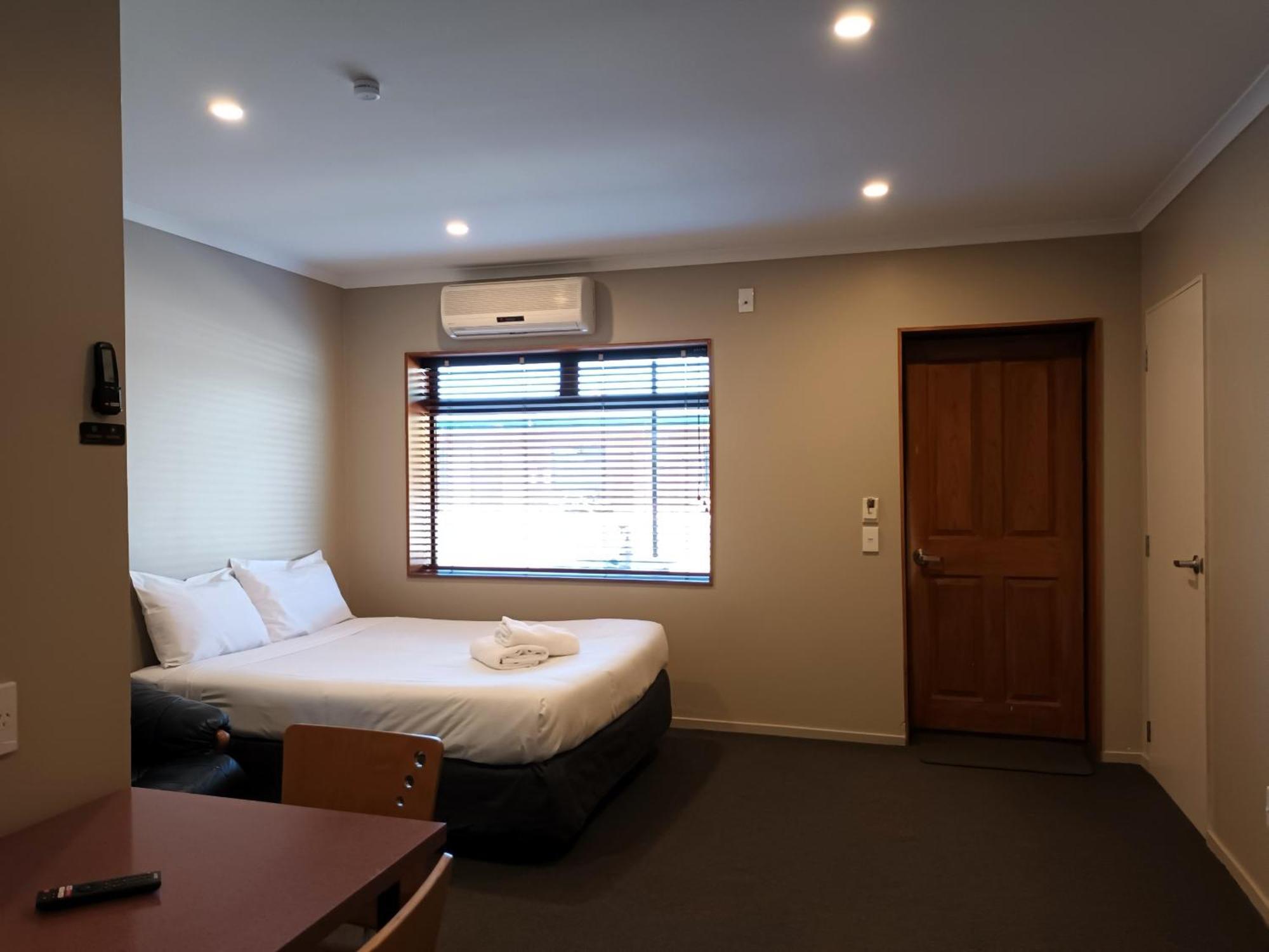 טוראנגי Tongariro Junction Accommodation מראה חיצוני תמונה